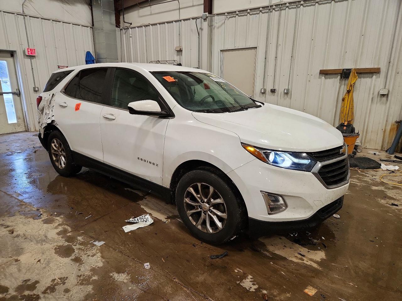 2021 CHEVROLET EQUINOX LT photo 4