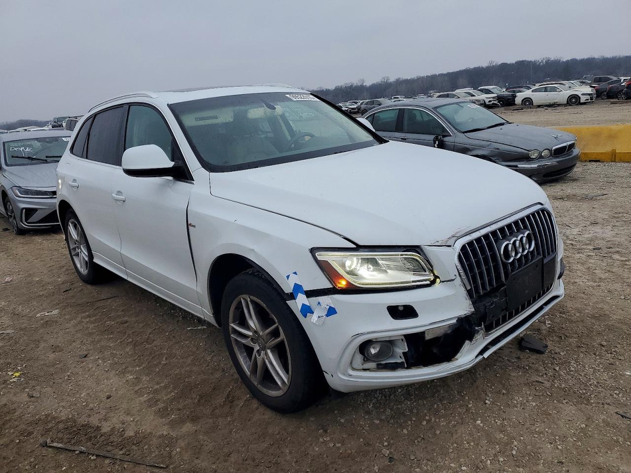 2013 AUDI Q5 PREMIUM PLUS photo 4