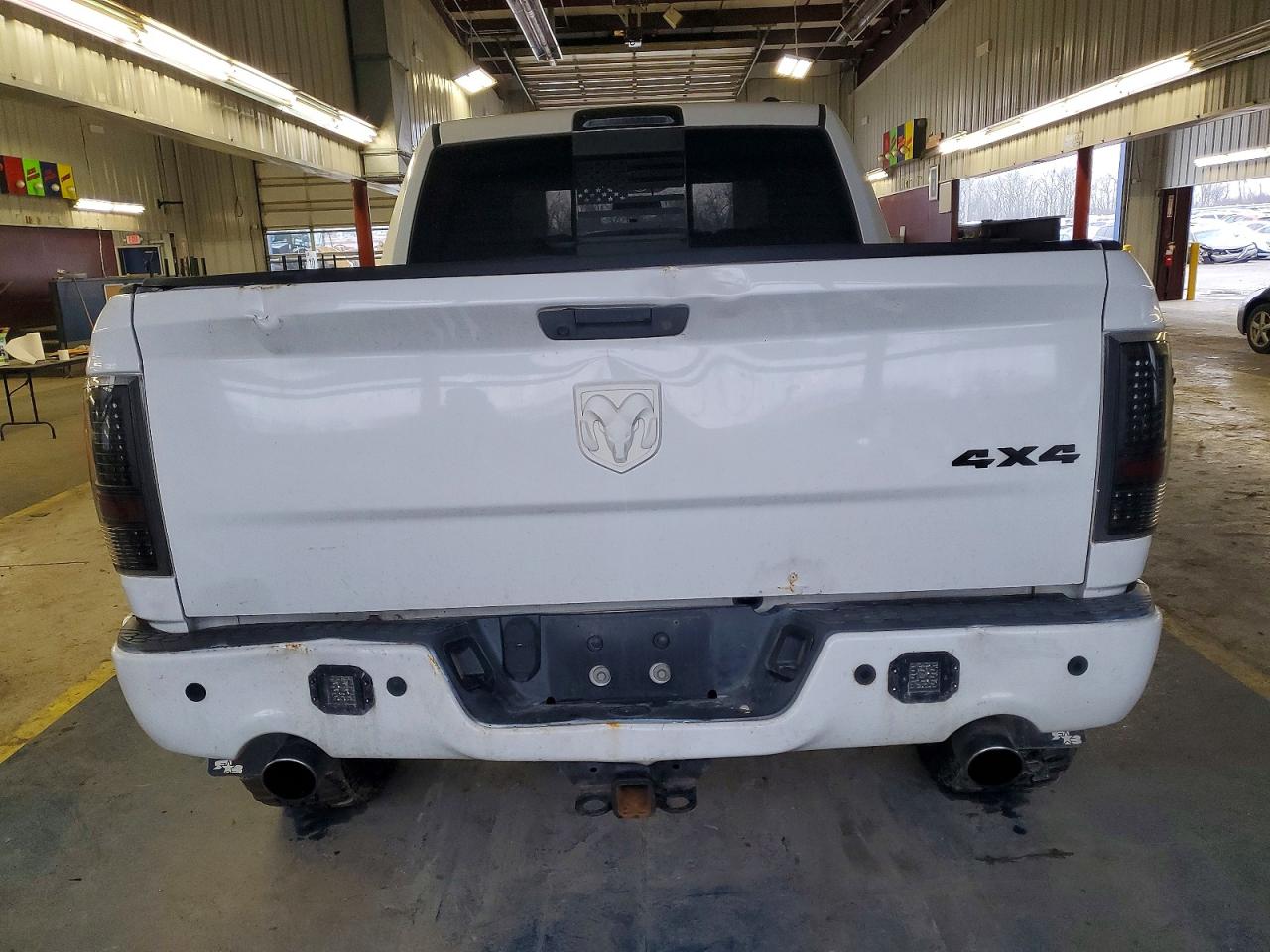 2011 DODGE RAM 1500 photo 6