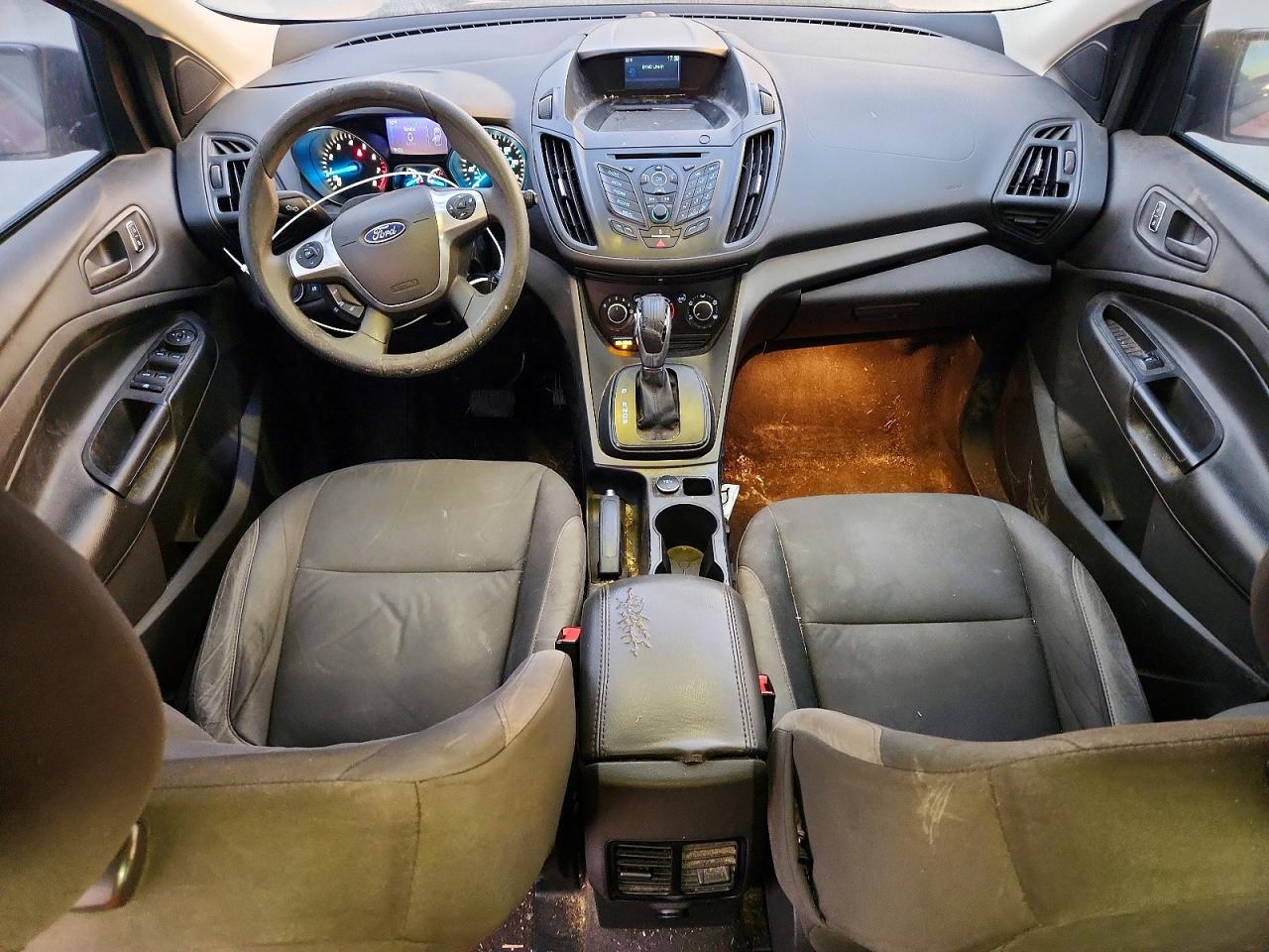 2015 FORD ESCAPE S photo 8