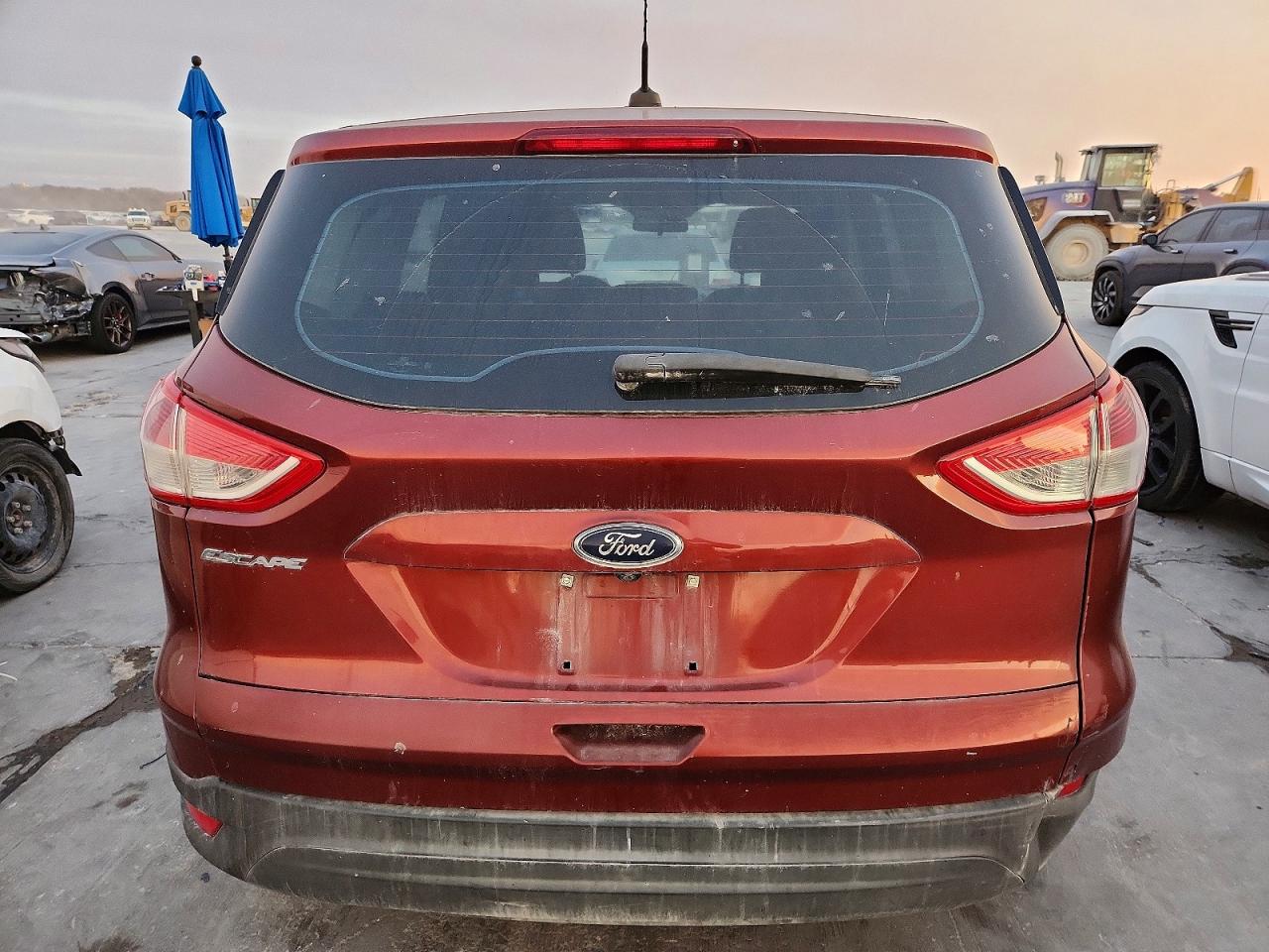 2015 FORD ESCAPE S photo 6