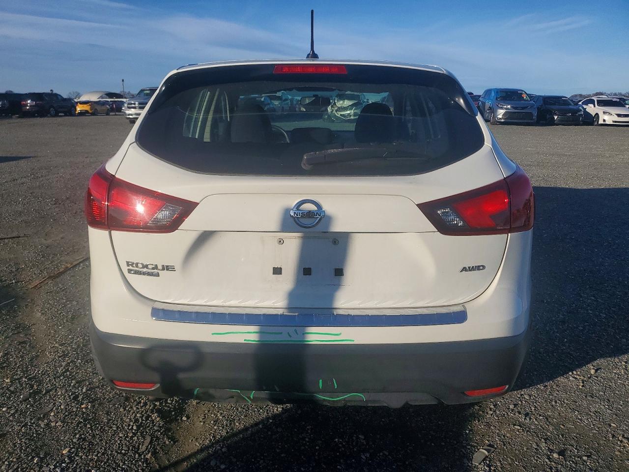 2019 NISSAN ROGUE SPORT S photo 6