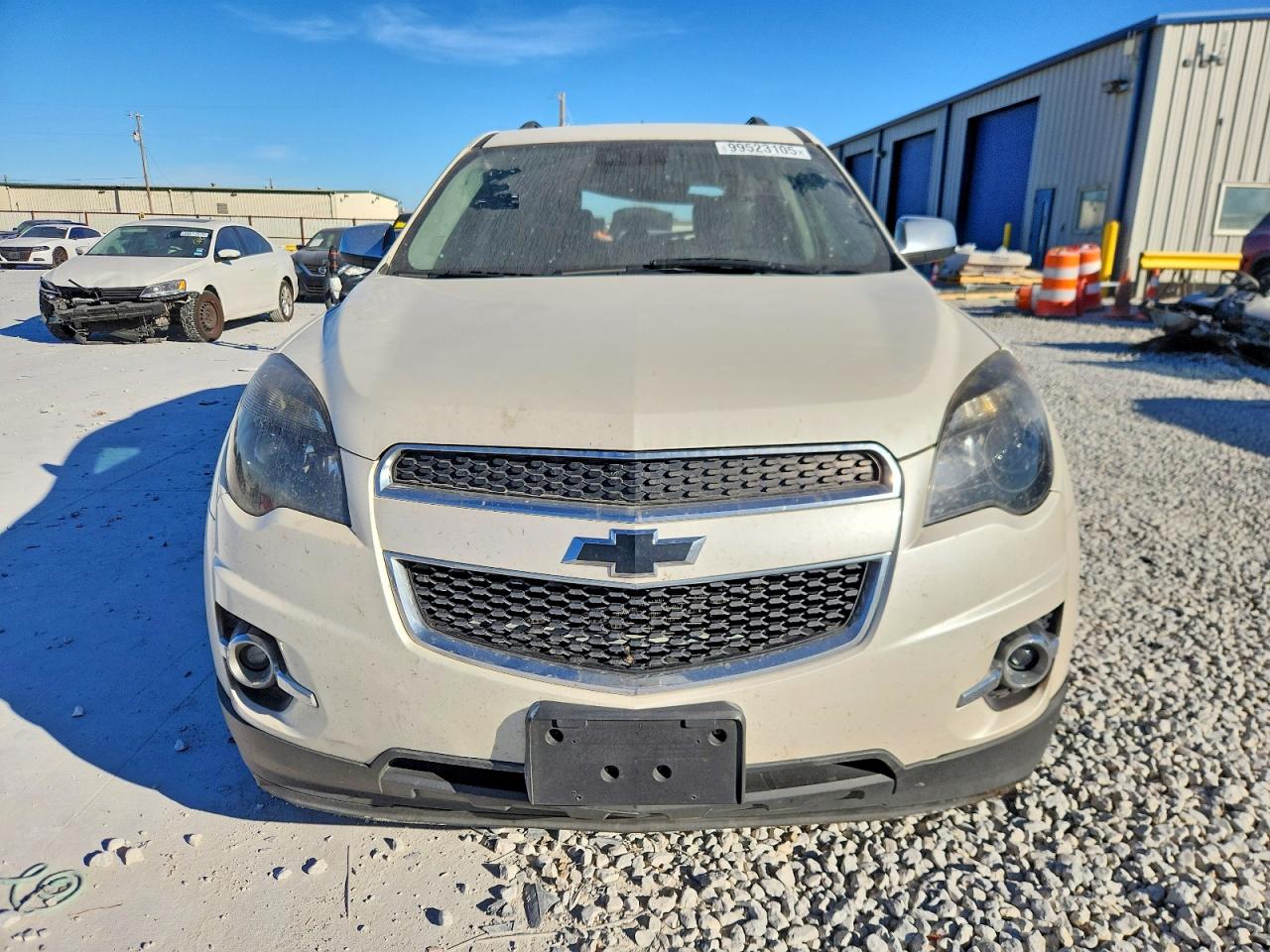 2015 CHEVROLET EQUINOX LT photo 5
