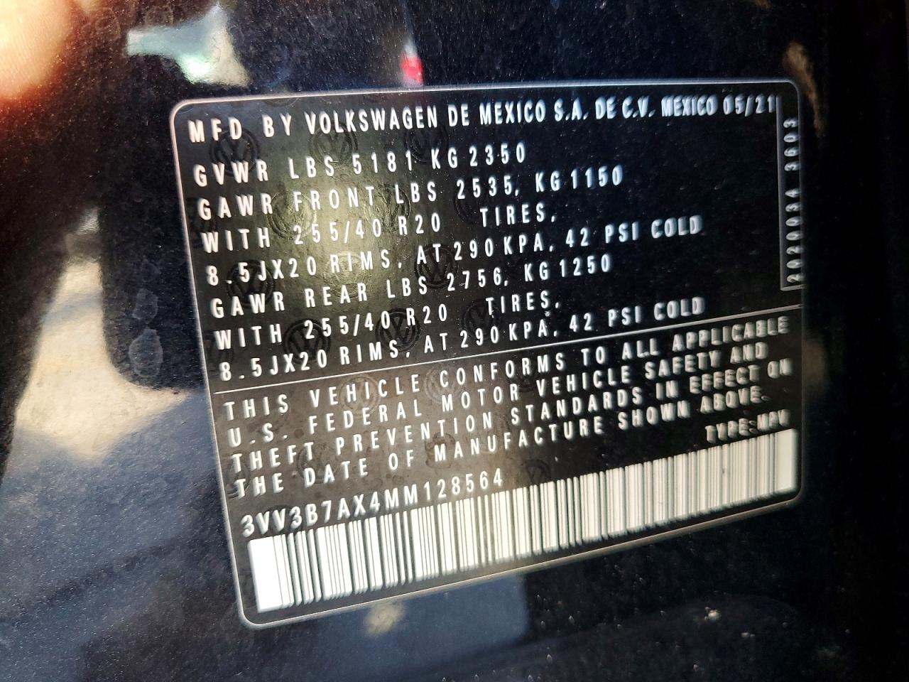 2021 VOLKSWAGEN TIGUAN SE photo 13