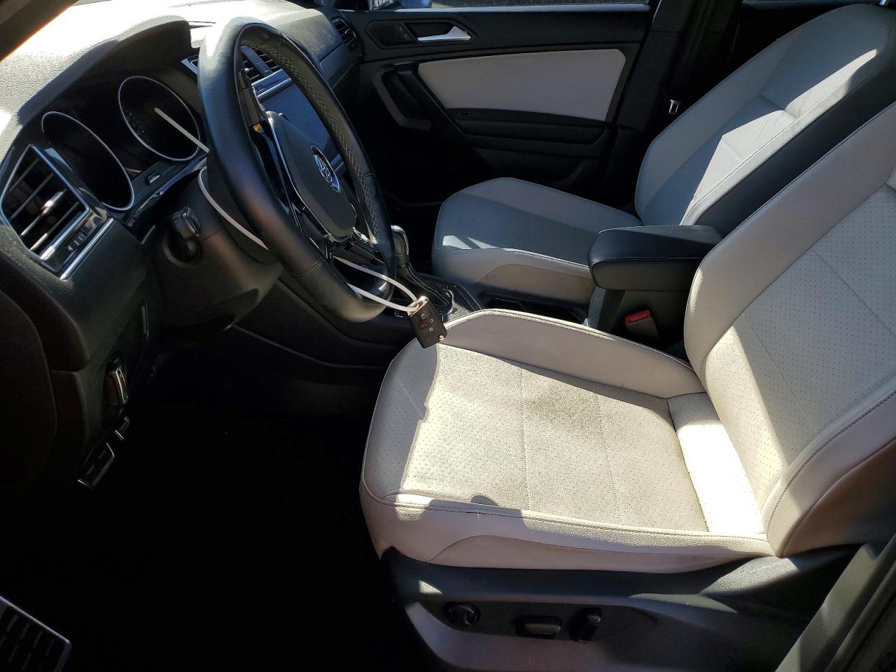 2021 VOLKSWAGEN TIGUAN SE photo 7