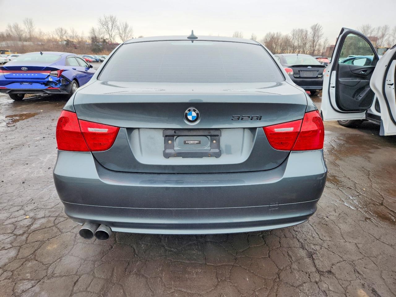 2011 BMW 328 XI SULEV photo 6