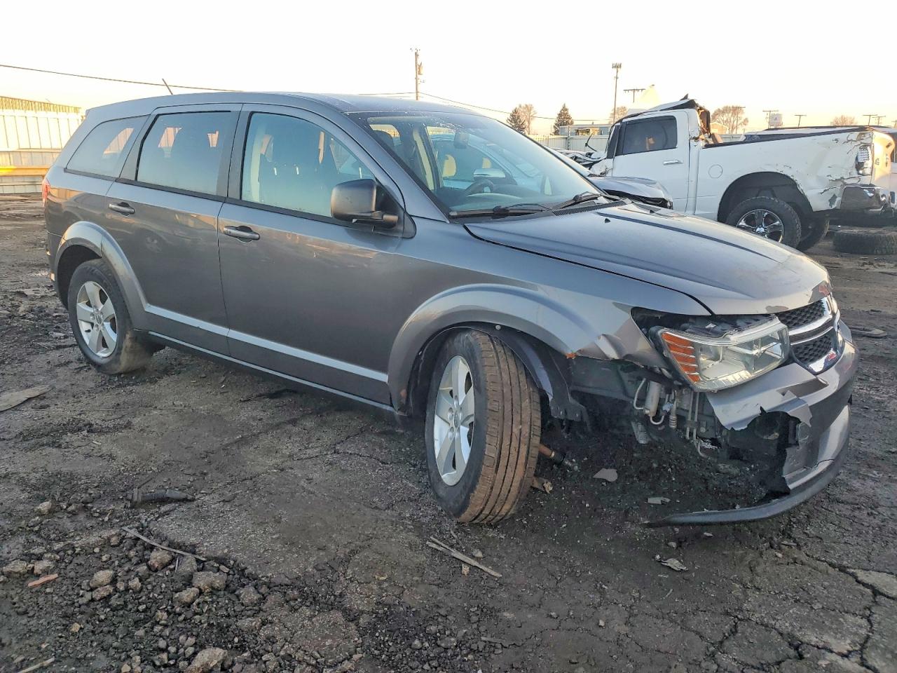 2013 DODGE JOURNEY SE photo 4