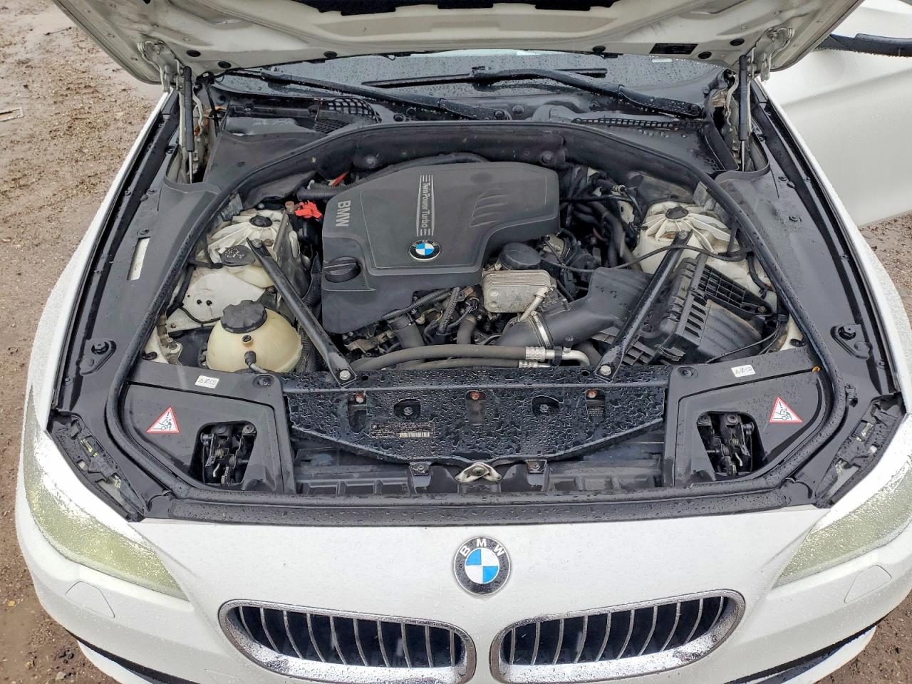 2014 BMW 528 photo 11