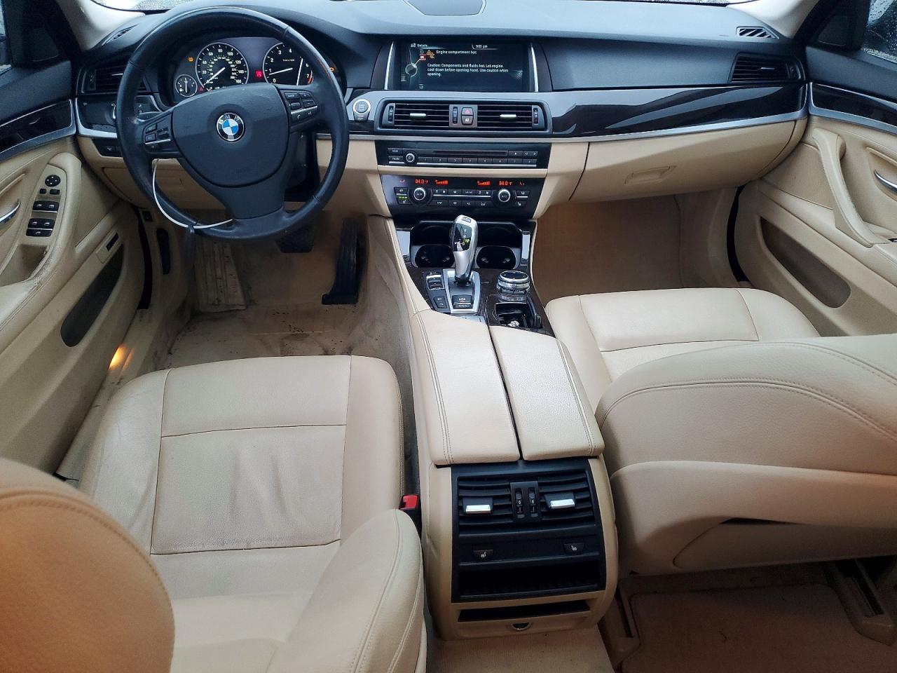 2014 BMW 528 photo 8