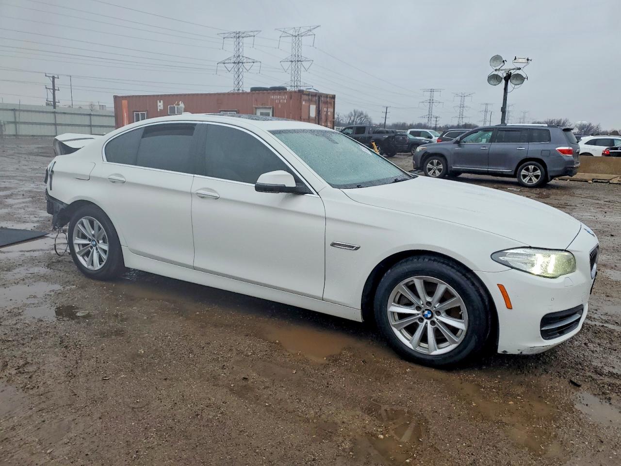 2014 BMW 528 photo 4