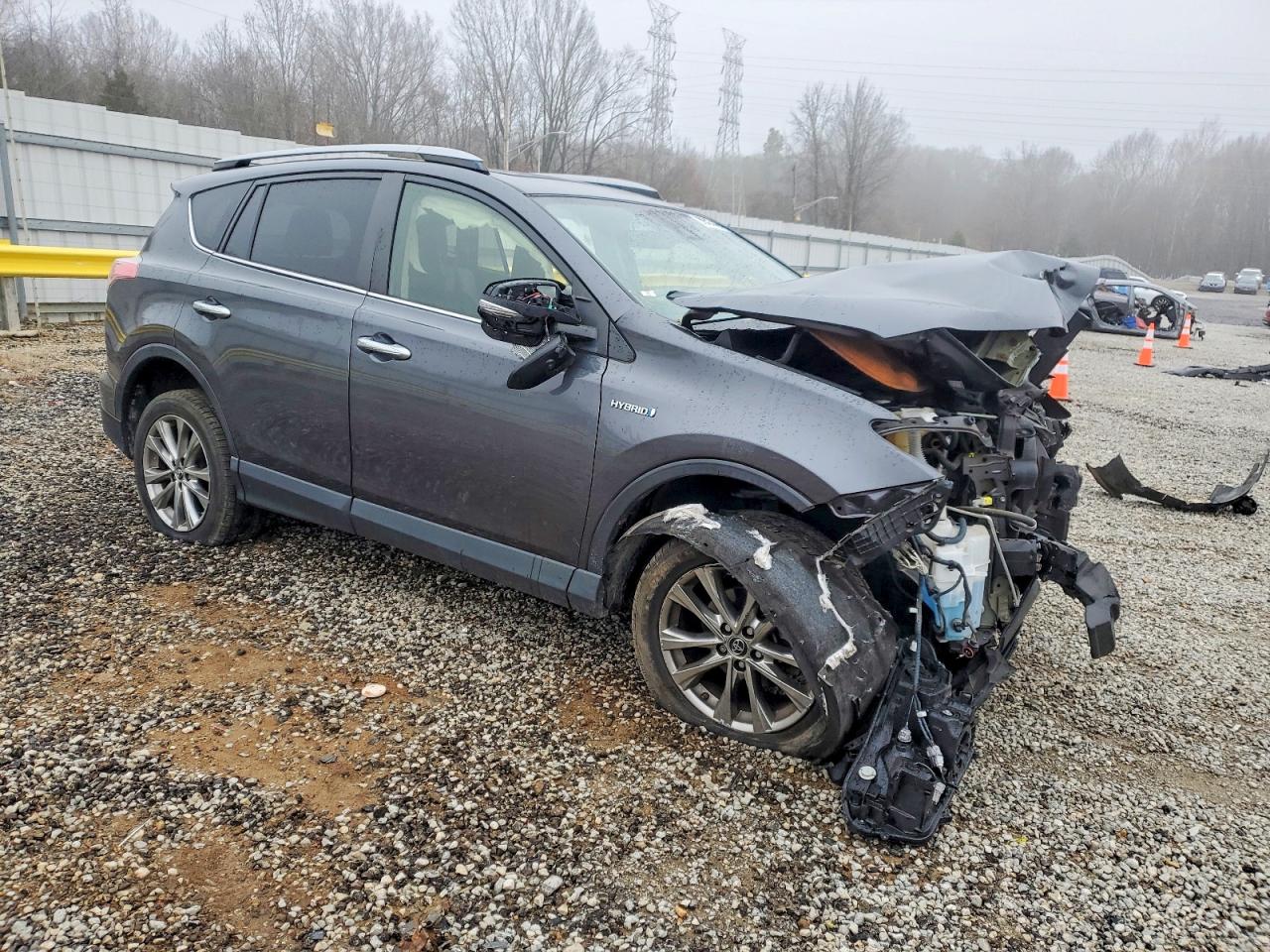 2017 TOYOTA RAV4 HV LIMITED photo 4