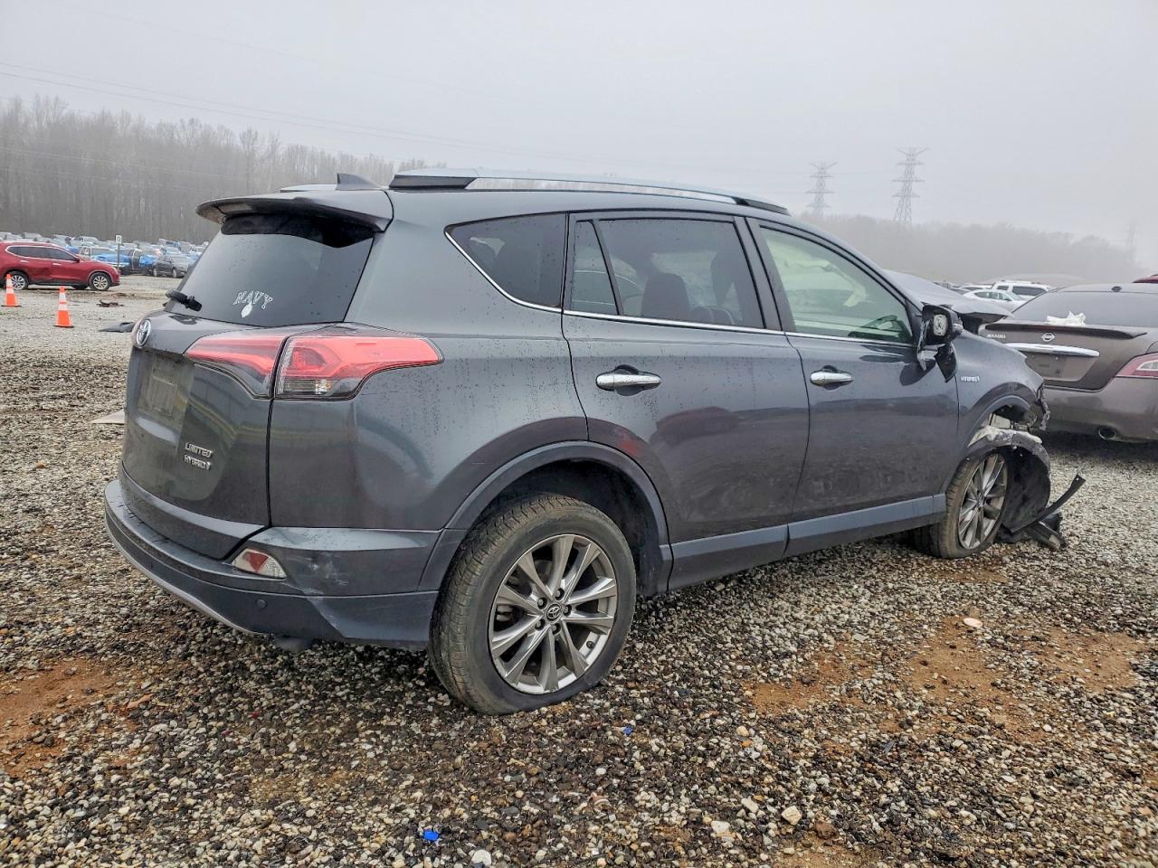 2017 TOYOTA RAV4 HV LIMITED photo 3