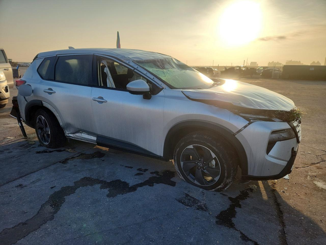 2024 NISSAN ROGUE SV photo 4