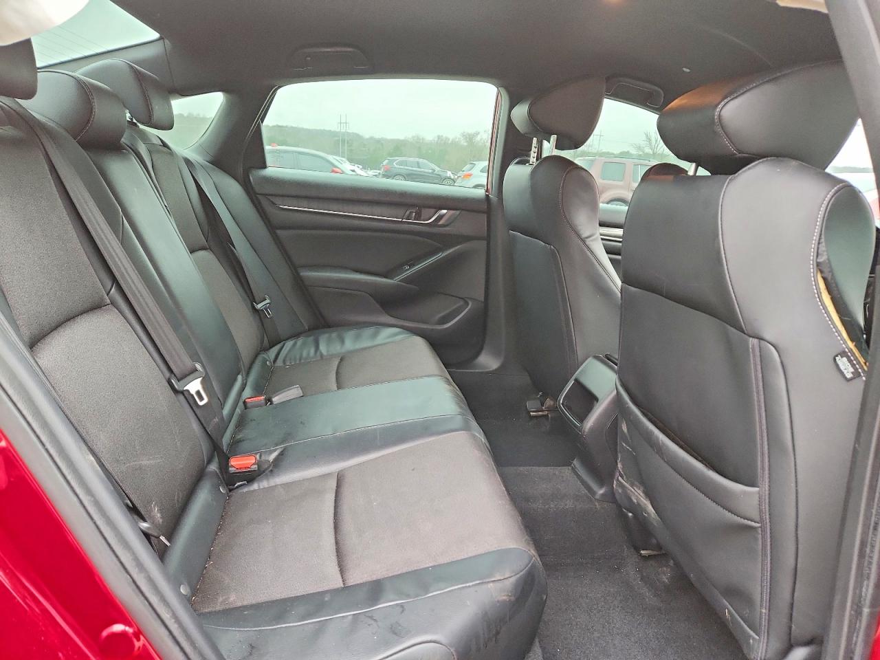 2018 HONDA ACCORD SPORT photo 10