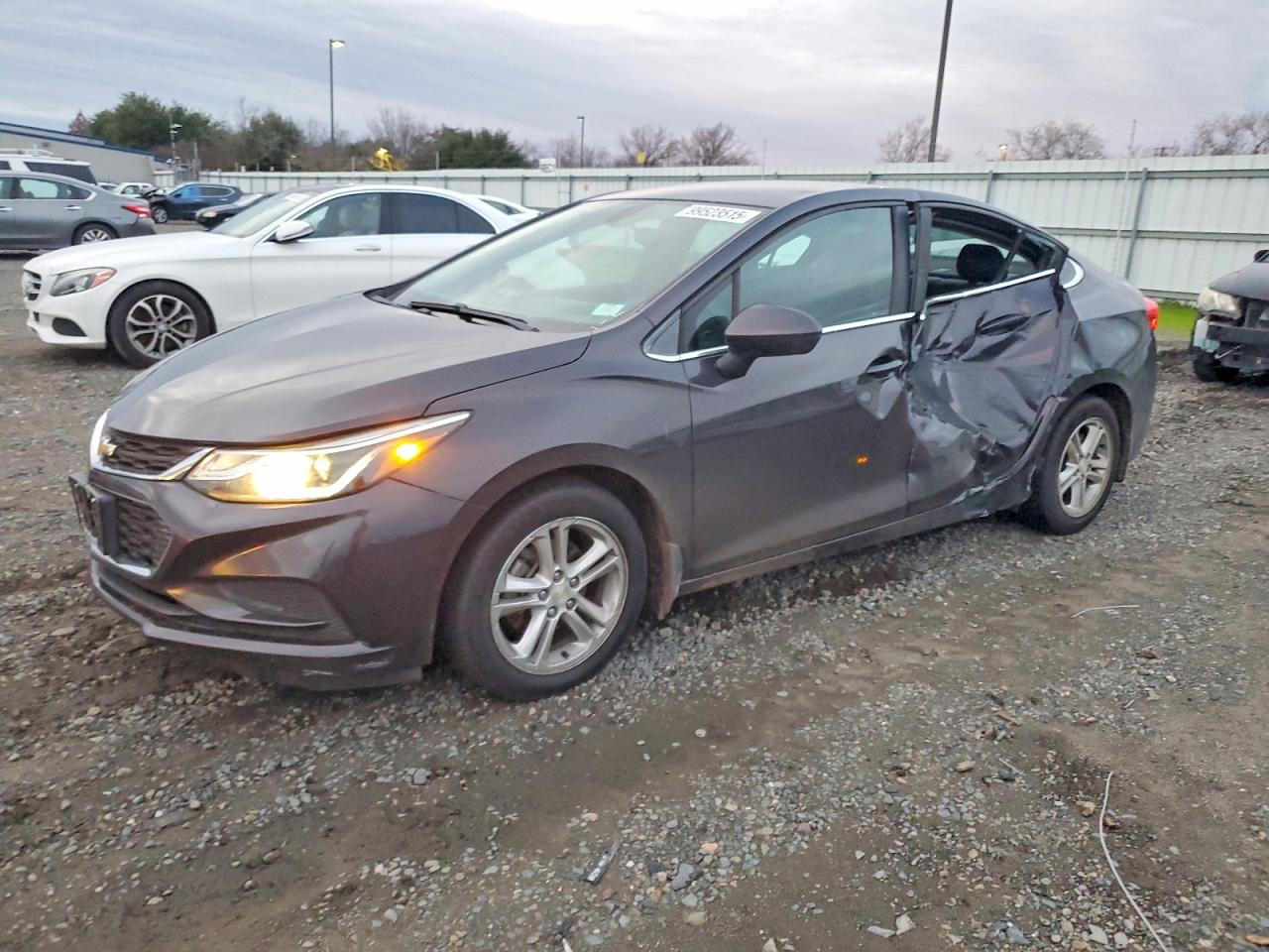2017 CHEVROLET CRUZE