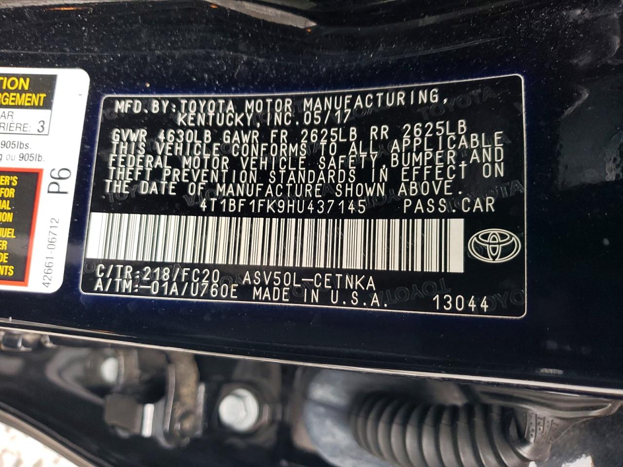 2017 TOYOTA CAMRY LE photo 12