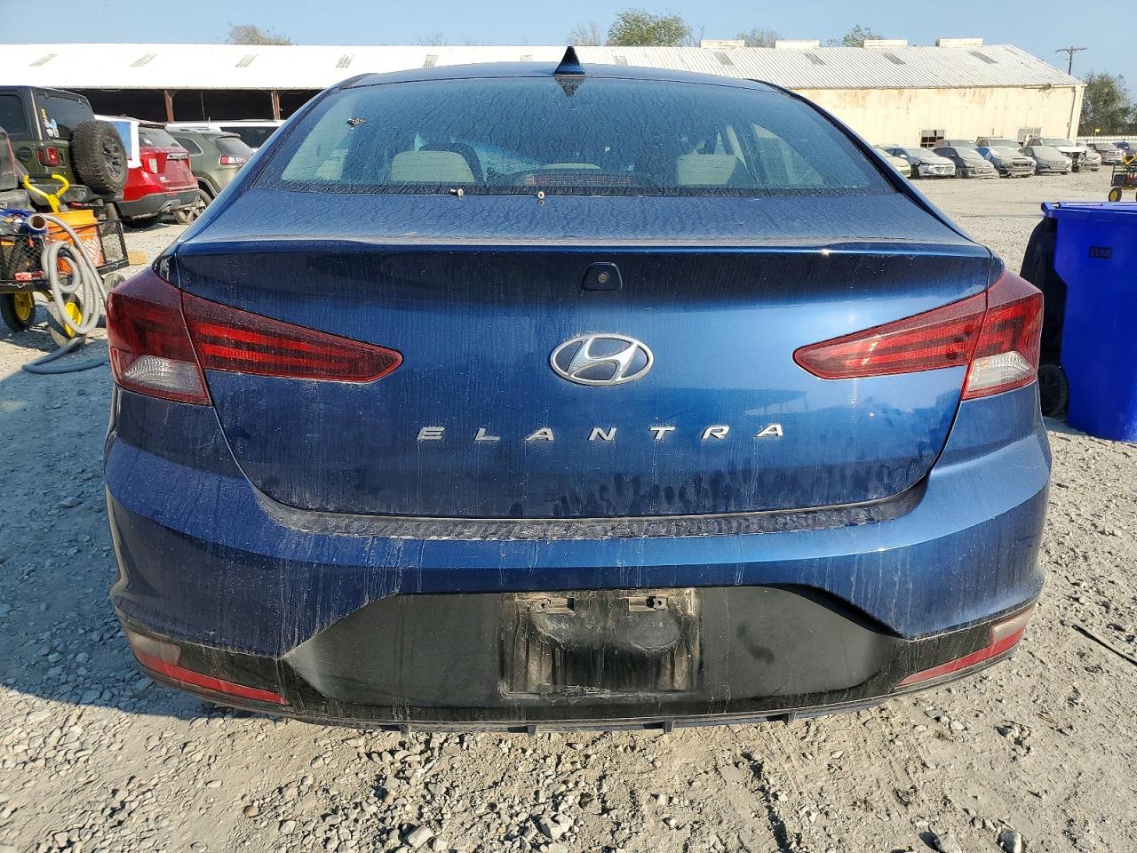 2020 HYUNDAI ELANTRA SEL photo 11