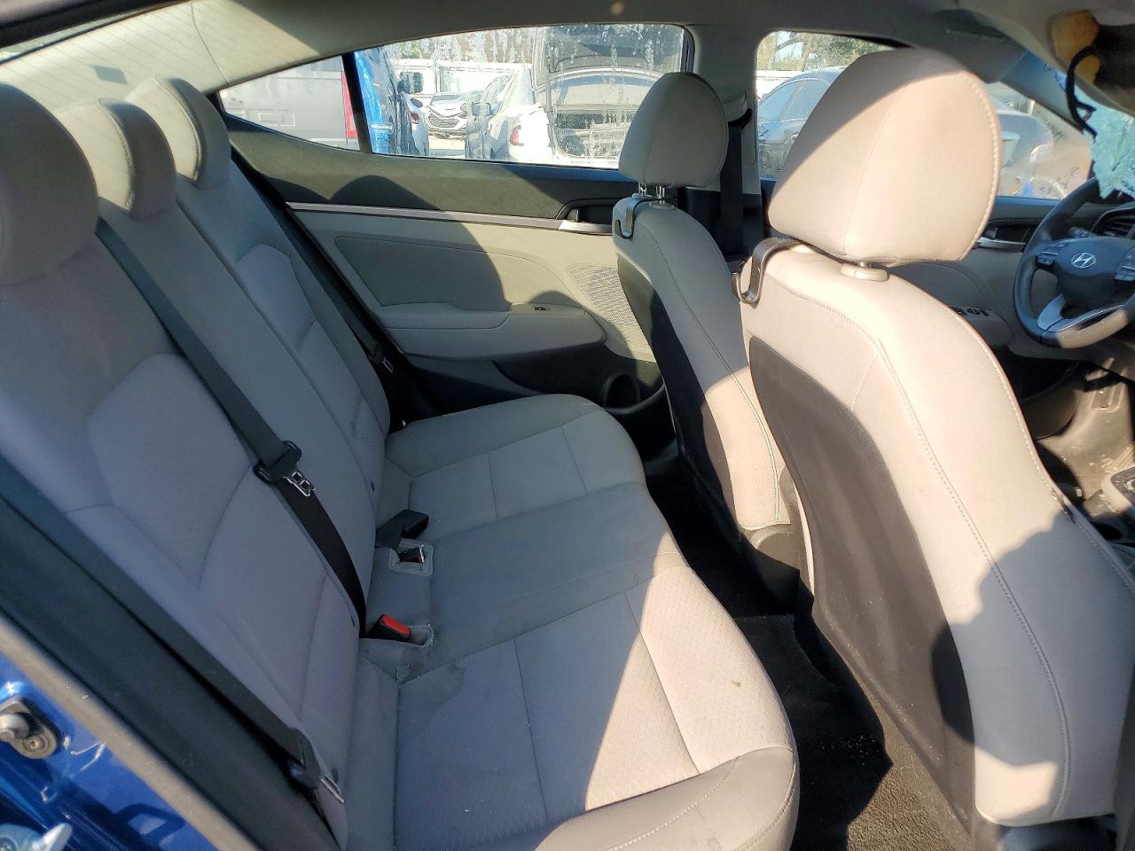 2020 HYUNDAI ELANTRA SEL photo 19