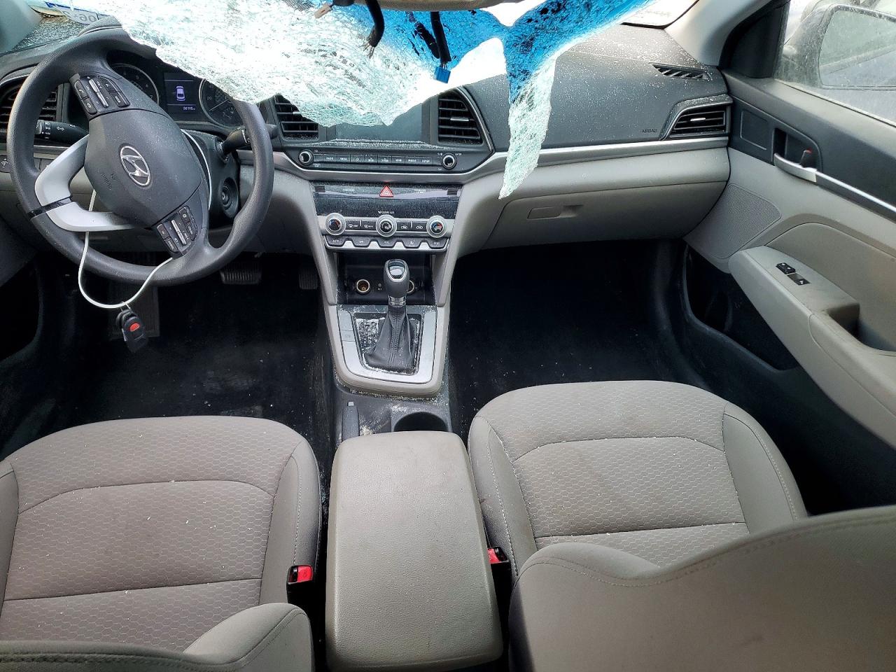 2020 HYUNDAI ELANTRA SEL photo 15