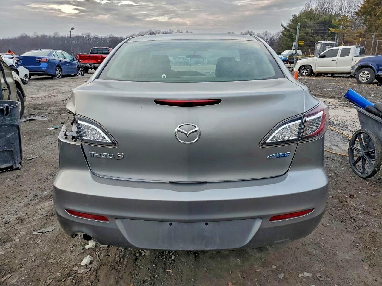 2013 MAZDA 3 I photo 6
