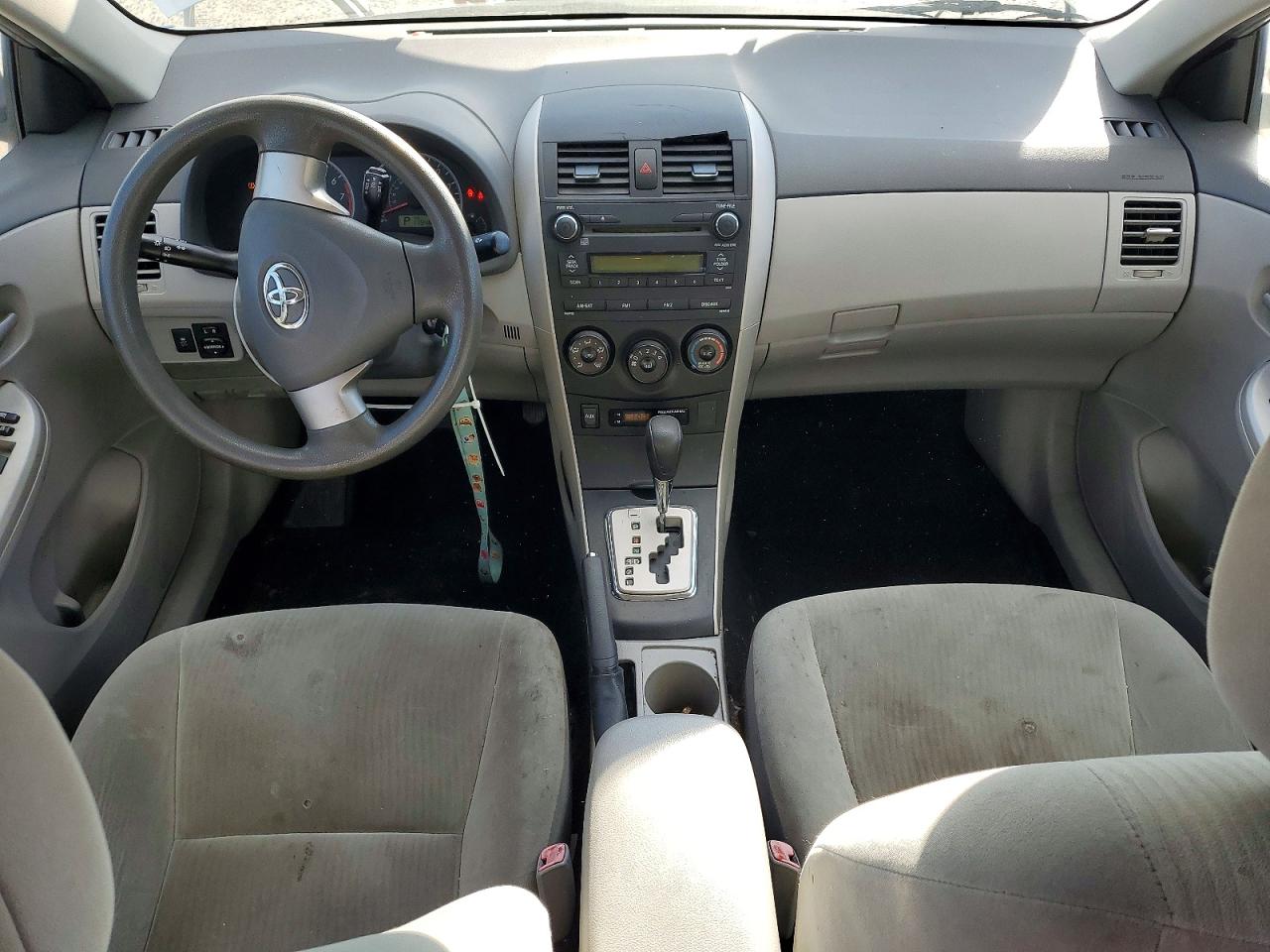 2010 TOYOTA COROLLA BASE photo 8