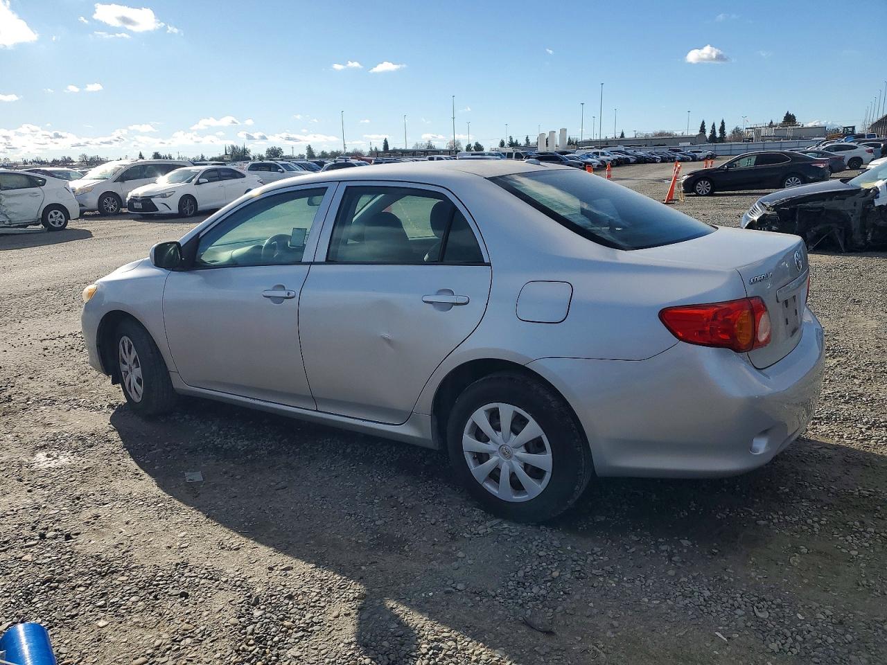 2010 TOYOTA COROLLA BASE photo 2