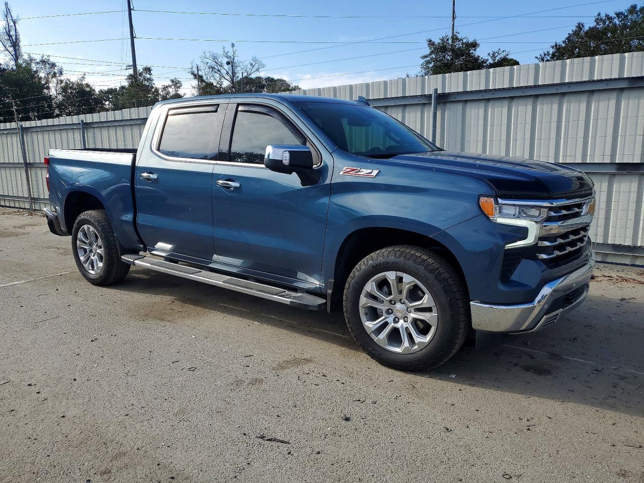 2024 CHEVROLET SILVERADO K1500 LTZ photo 4