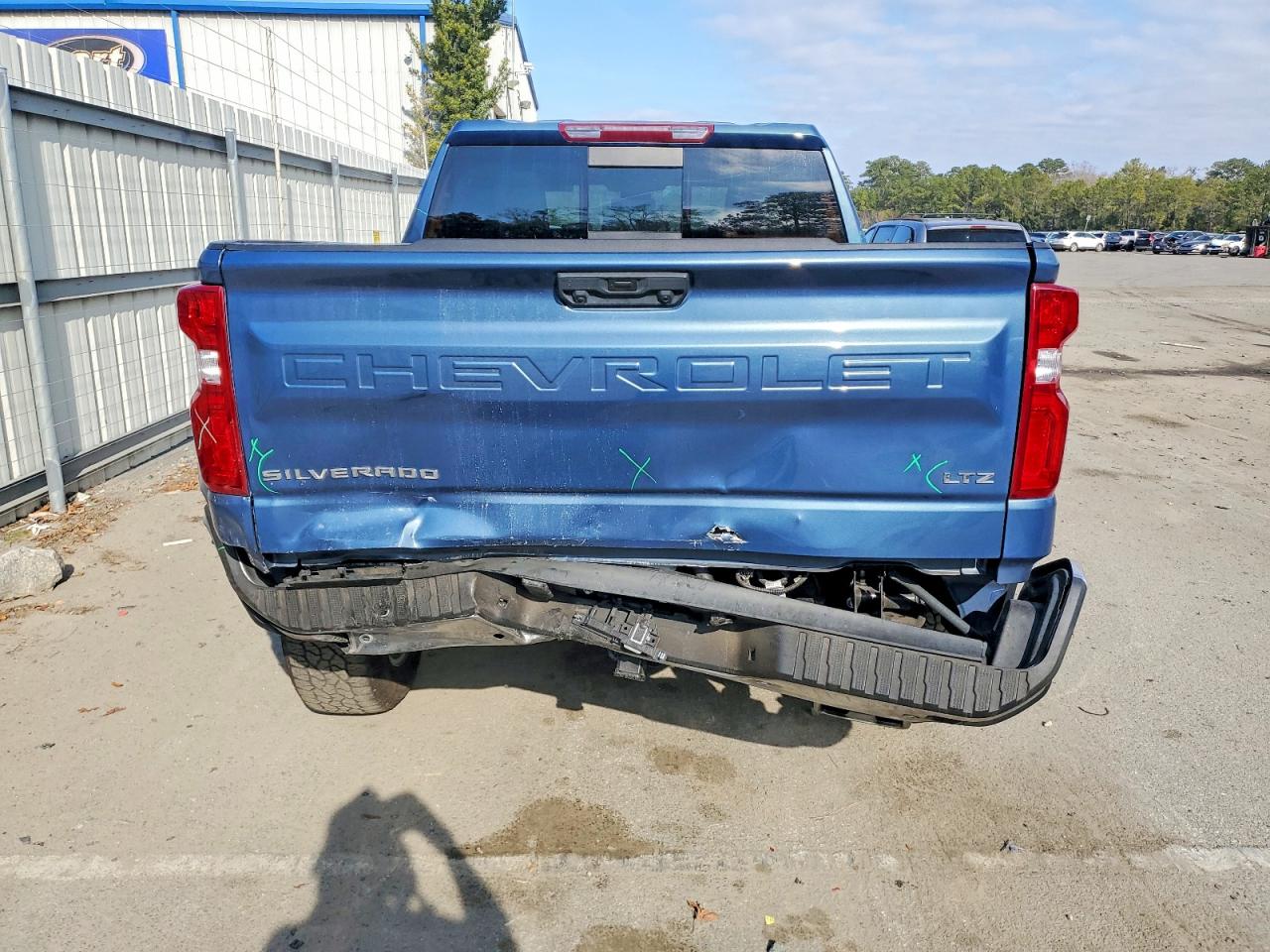 2024 CHEVROLET SILVERADO K1500 LTZ photo 6