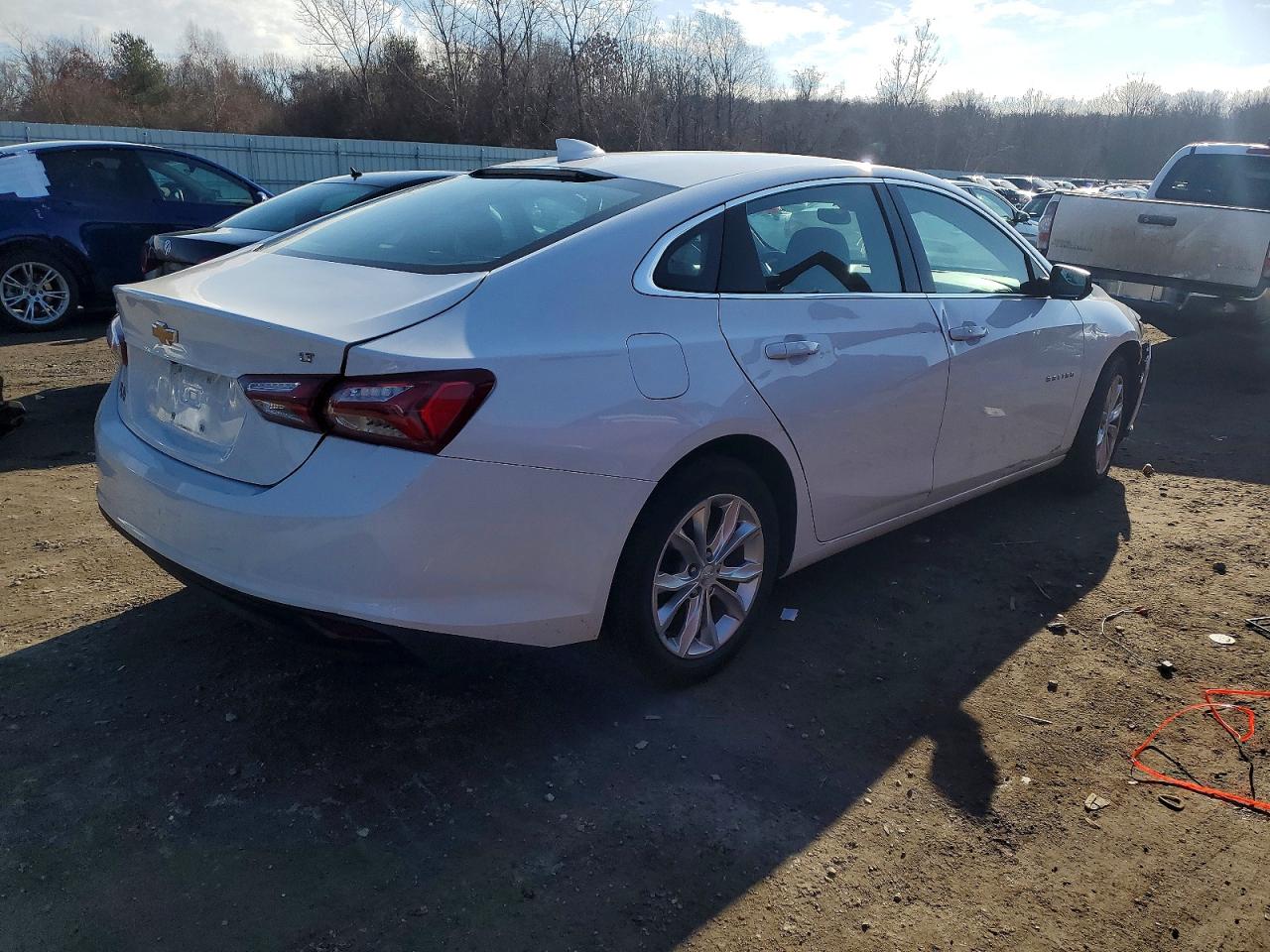 2020 CHEVROLET MALIBU LT photo 5