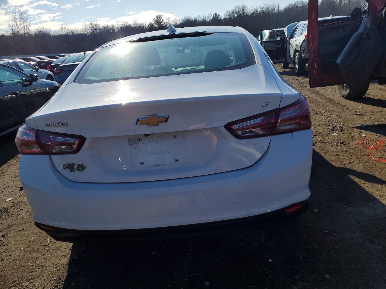 2020 CHEVROLET MALIBU LT photo 11