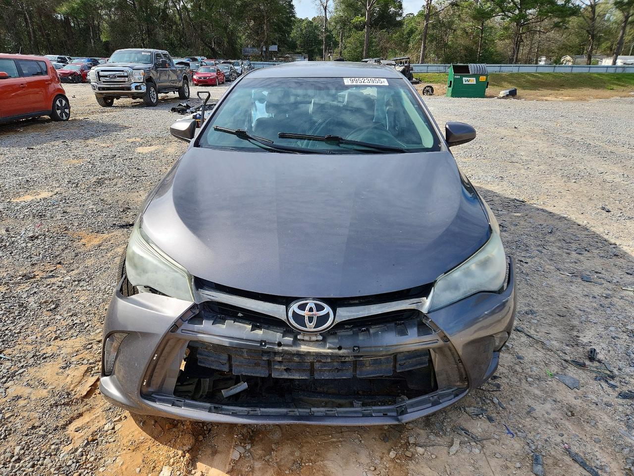 2016 TOYOTA CAMRY SE photo 5