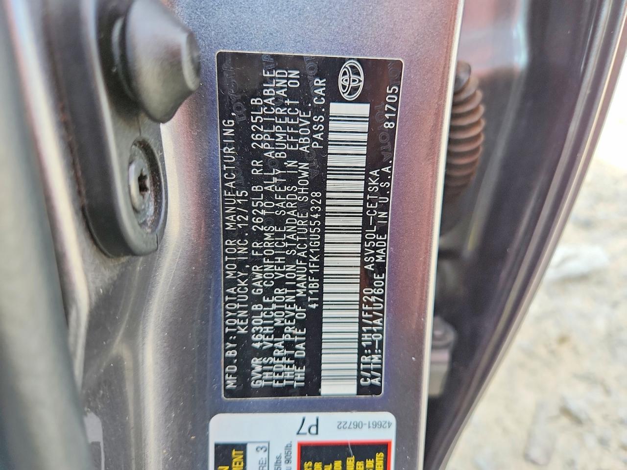 2016 TOYOTA CAMRY SE photo 13