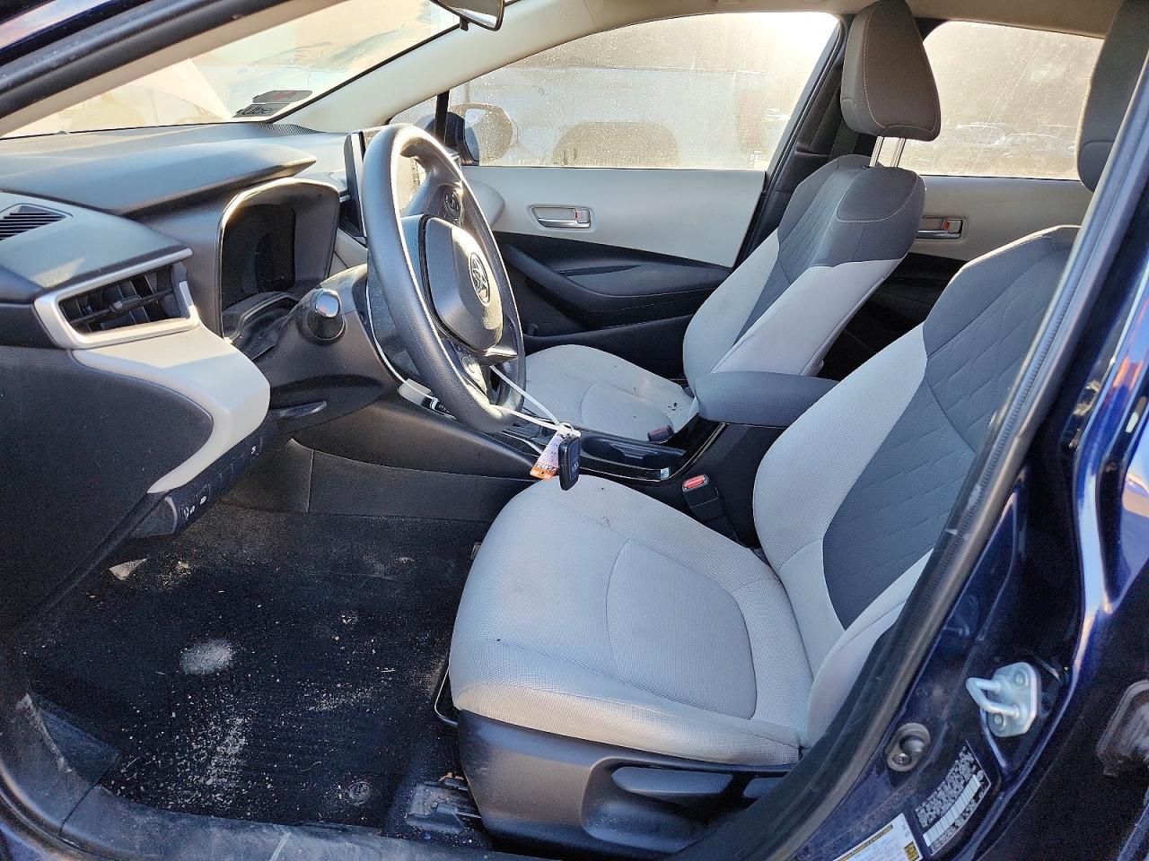 2020 TOYOTA COROLLA LE photo 7