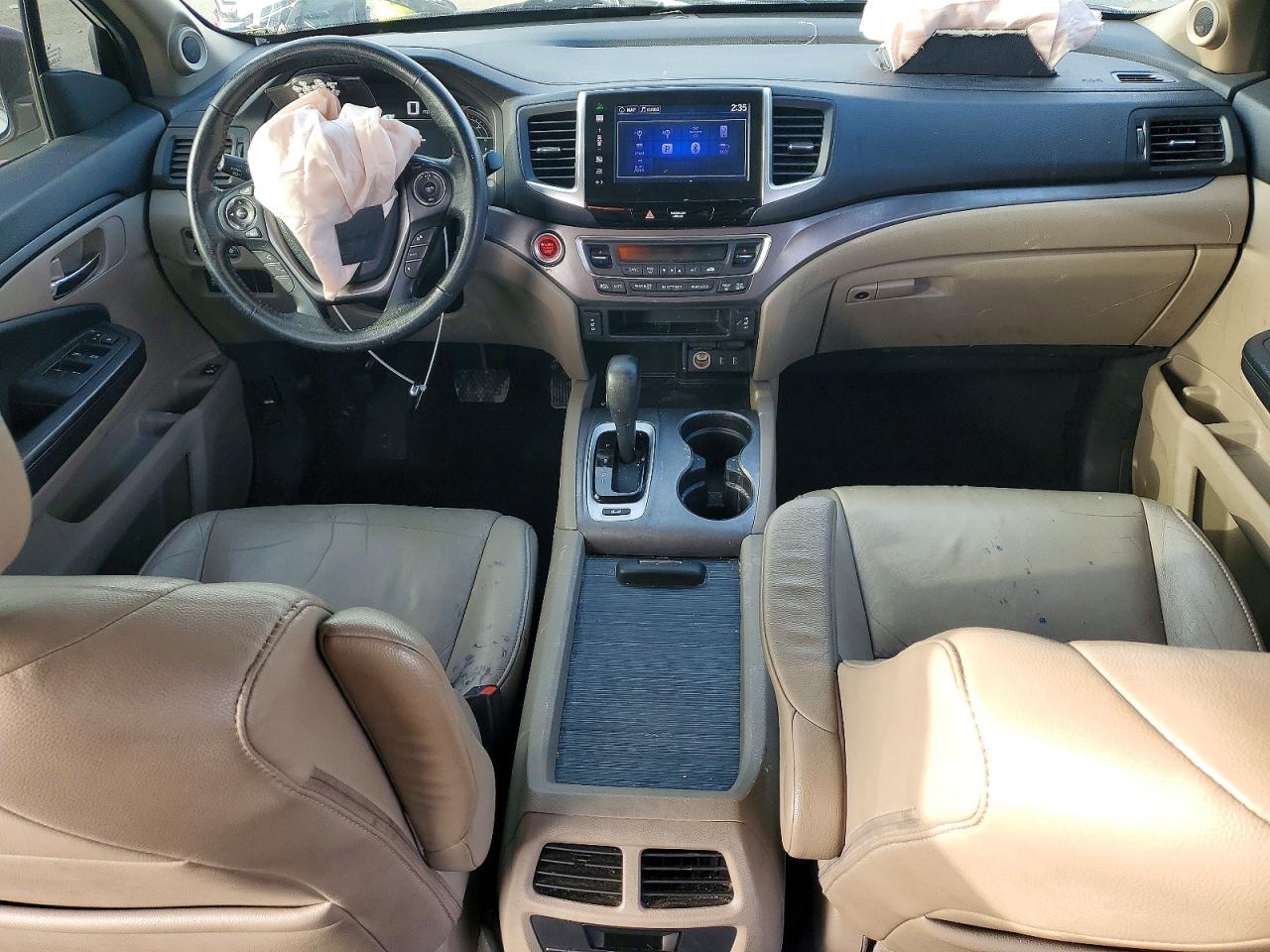 2016 HONDA PILOT photo 15