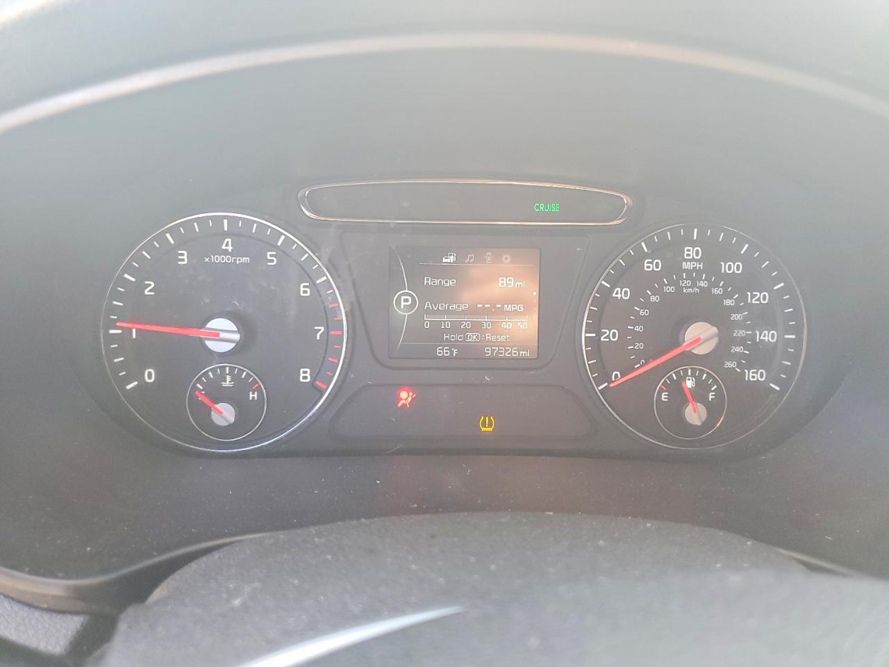 2017 KIA SORENTO LX photo 9