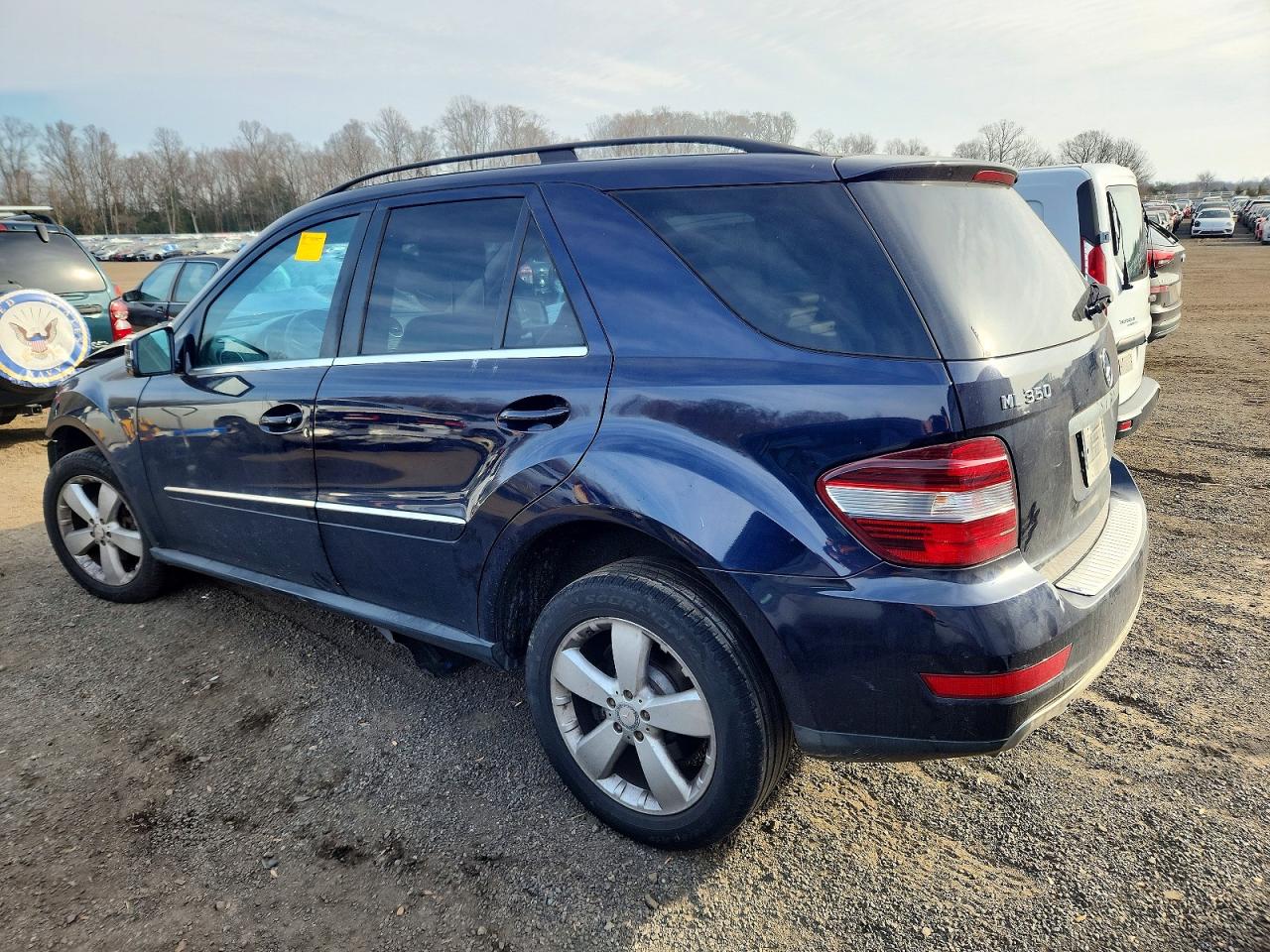 2011 MERCEDES-BENZ ML 350 4MATIC photo 2