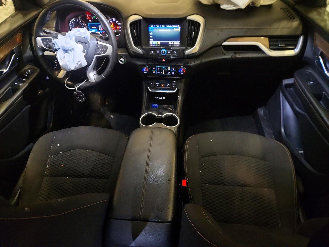 2020 GMC TERRAIN SLE photo 8