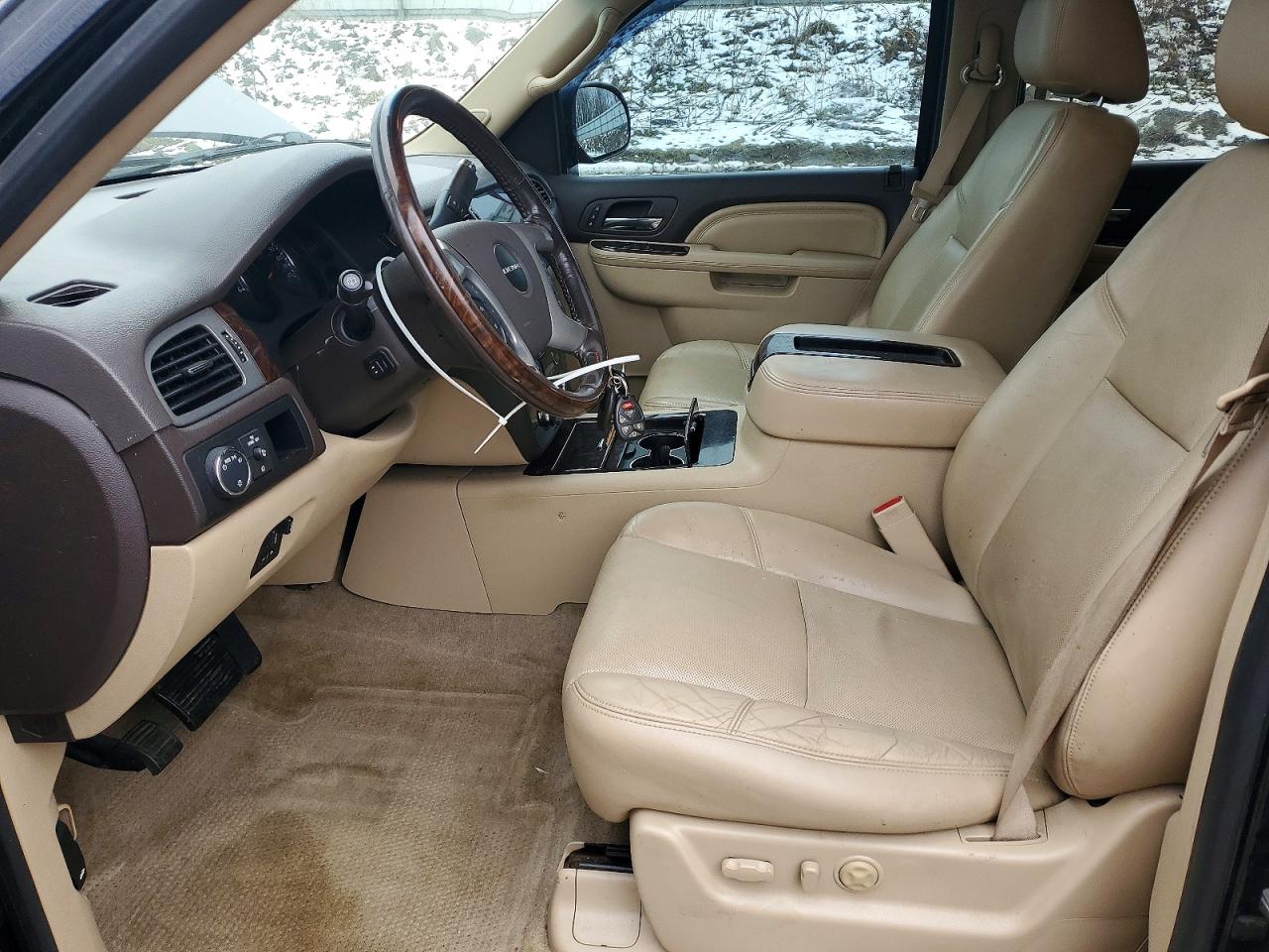 2014 GMC YUKON XL DENALI photo 7