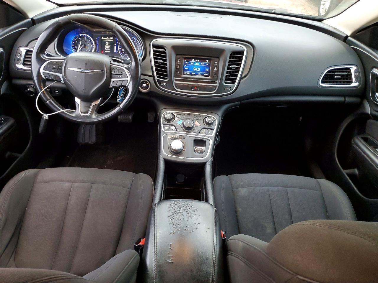 2016 CHRYSLER 200 LIMITED photo 8
