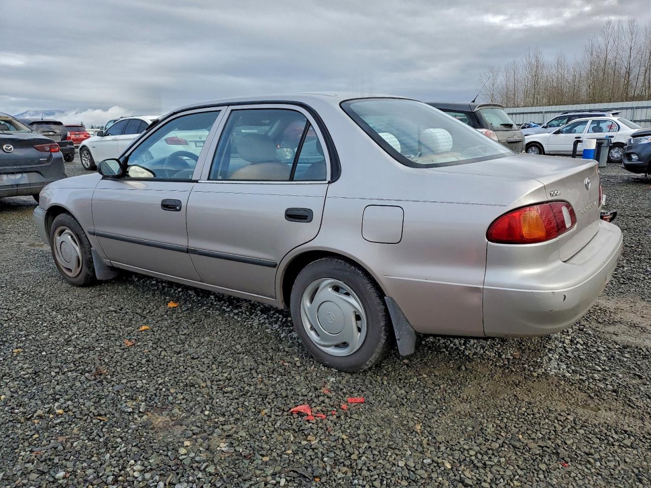 2000 TOYOTA COROLLA VE photo 2
