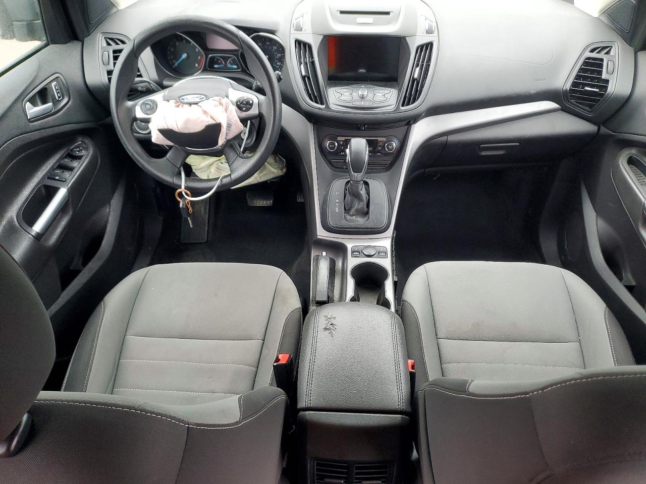2016 FORD ESCAPE SE photo 8