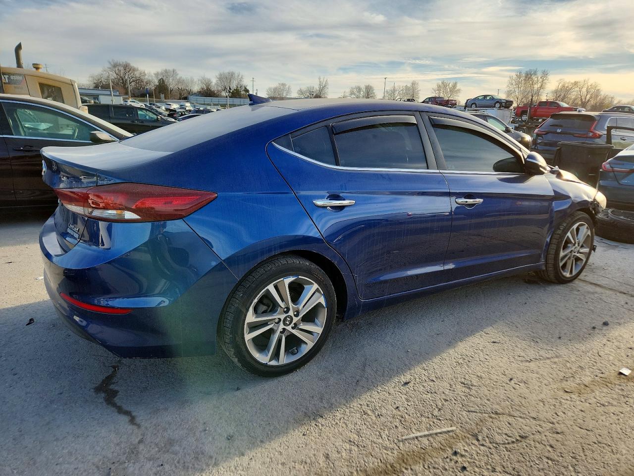 2017 HYUNDAI ELANTRA SE photo 3