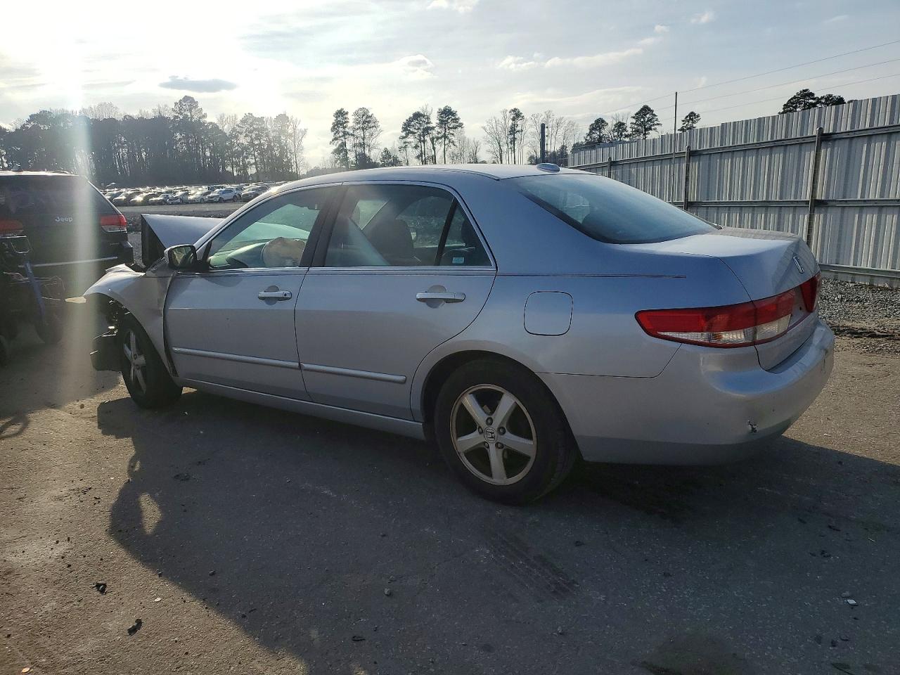 2004 HONDA ACCORD EX photo 2