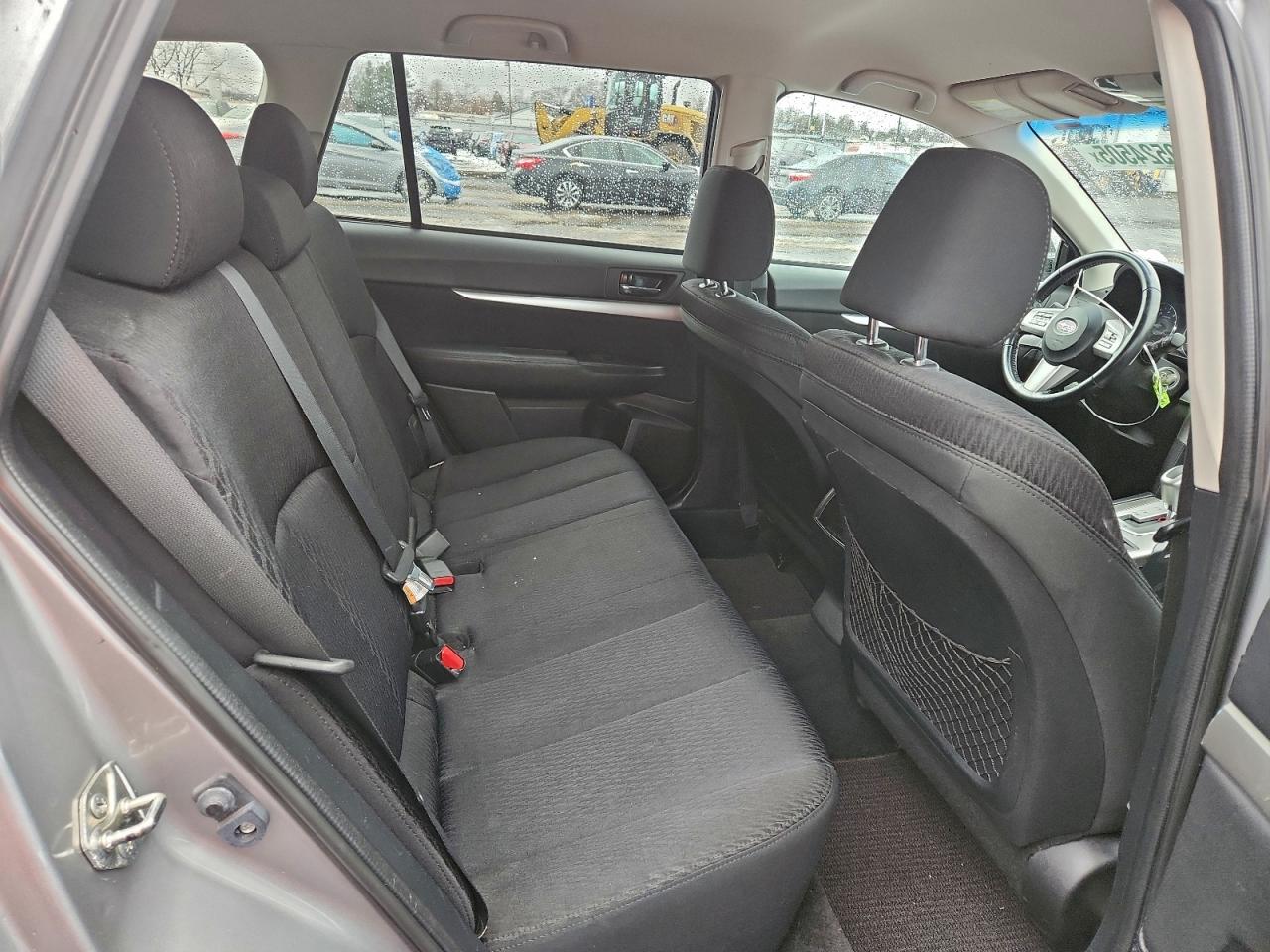 2011 SUBARU OUTBACK 2.5I PREMIUM photo 11