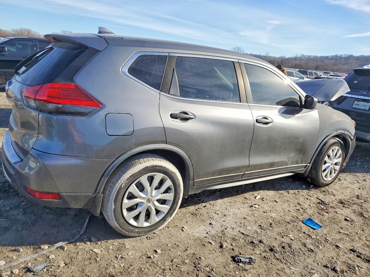 2017 NISSAN ROGUE S photo 3