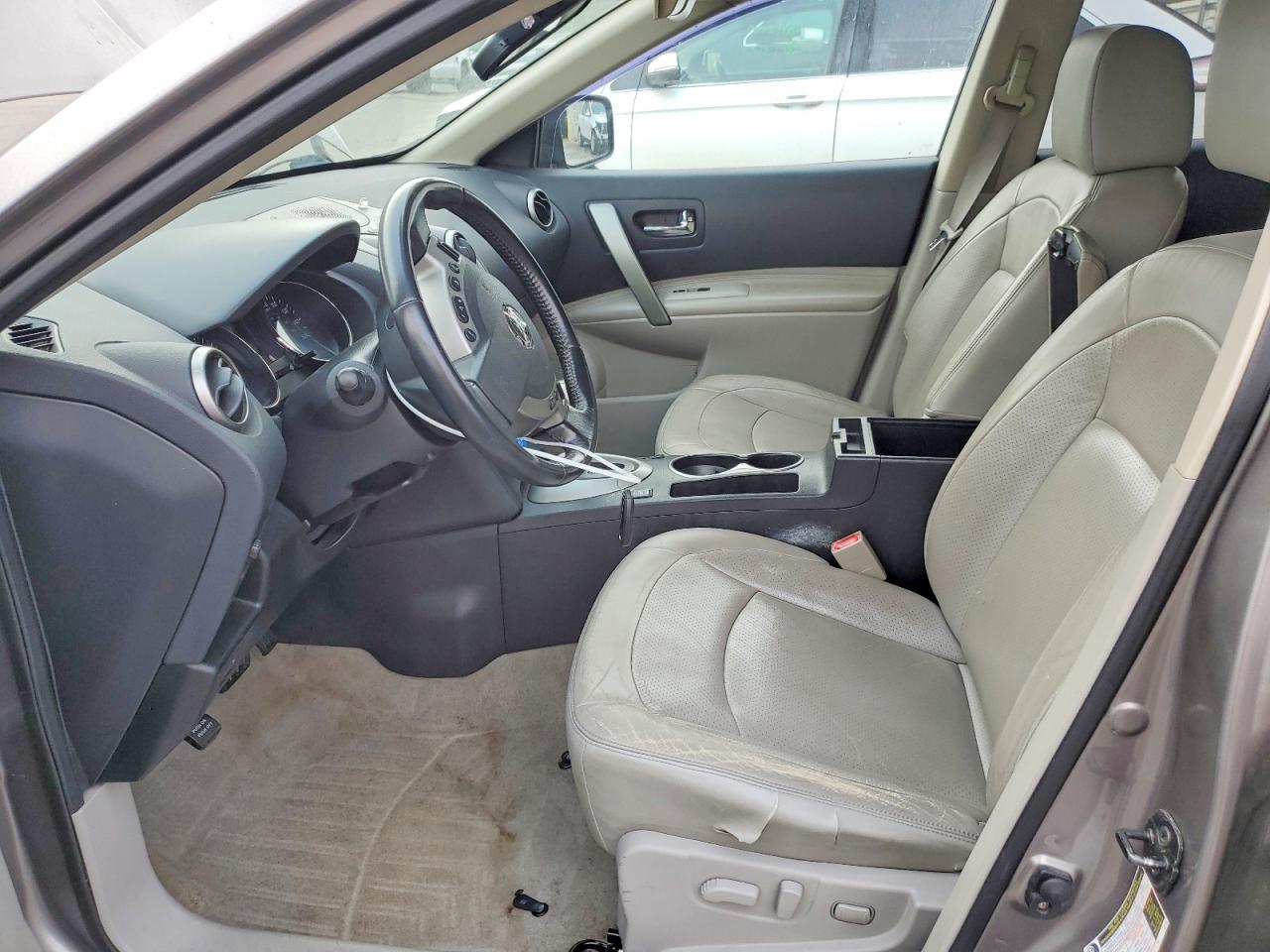 2011 NISSAN ROGUE S photo 7