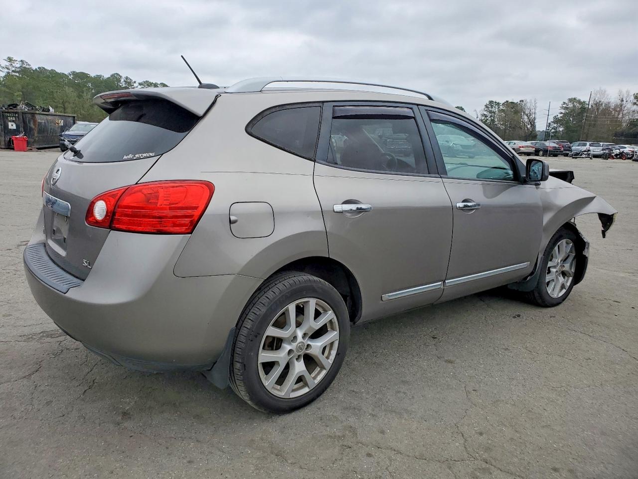 2011 NISSAN ROGUE S photo 3