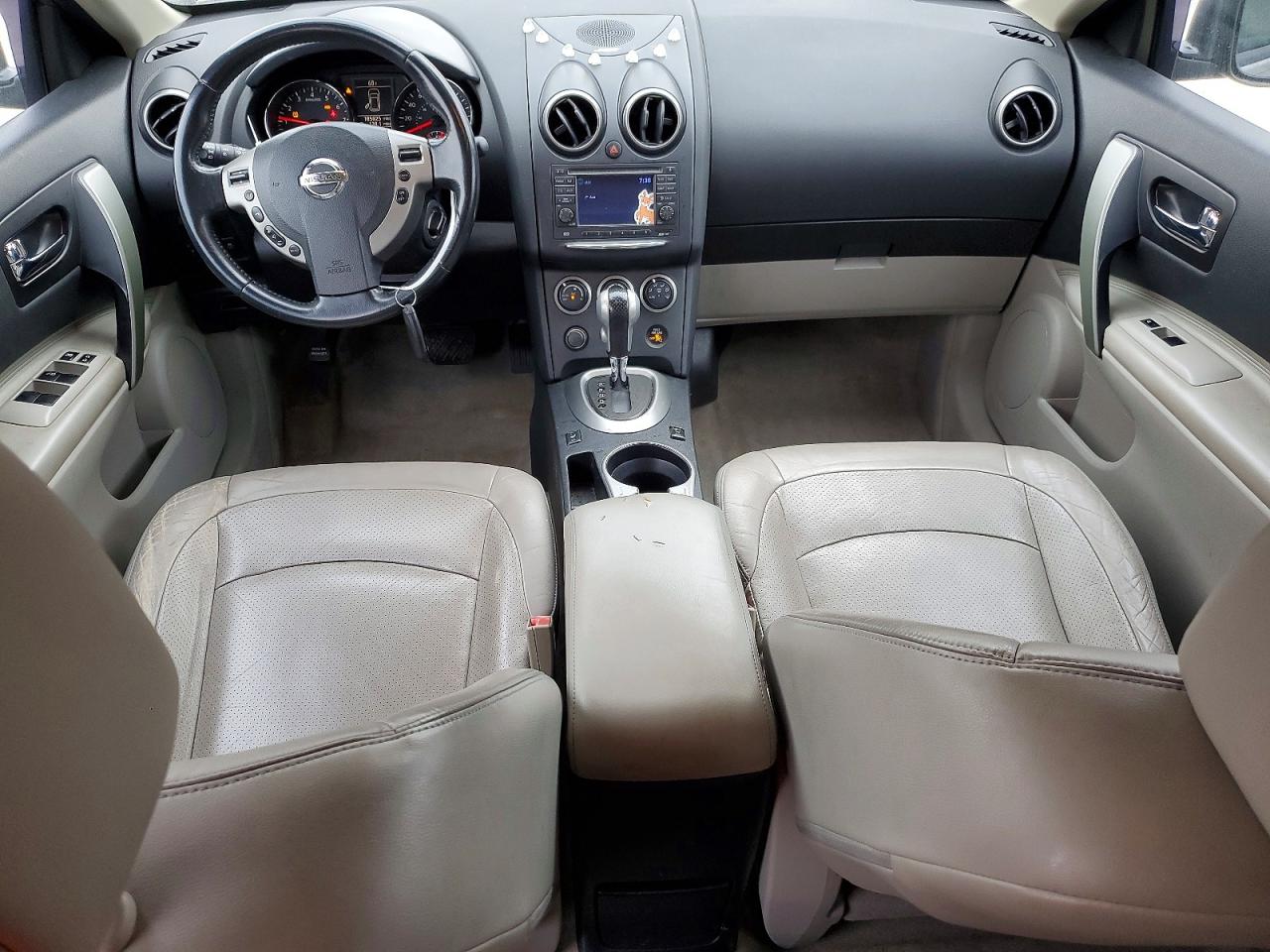 2011 NISSAN ROGUE S photo 8
