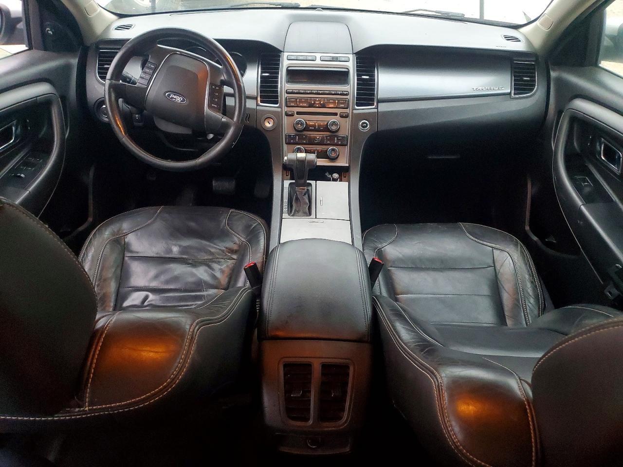 2012 FORD TAURUS SEL photo 8