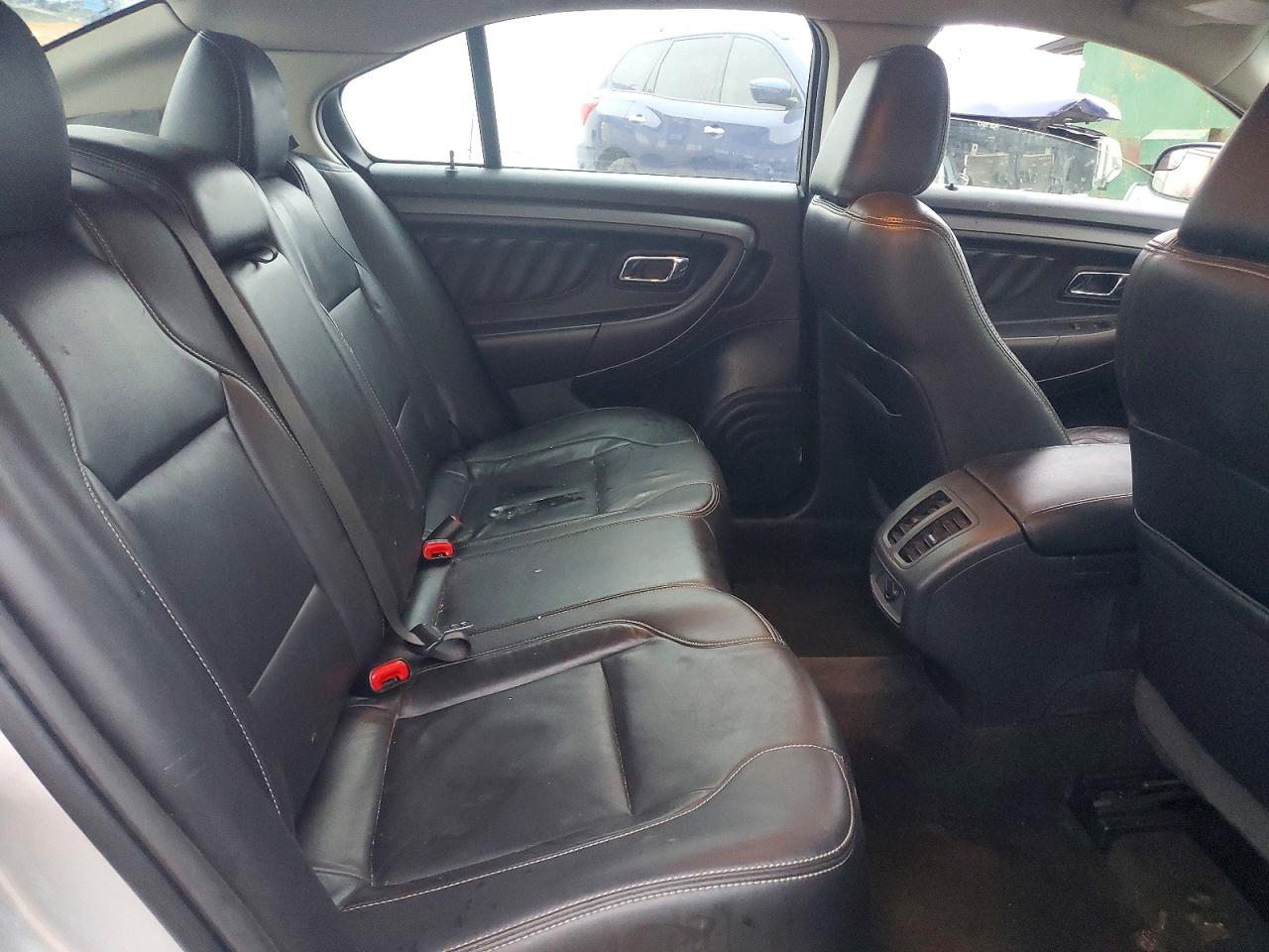 2012 FORD TAURUS SEL photo 10